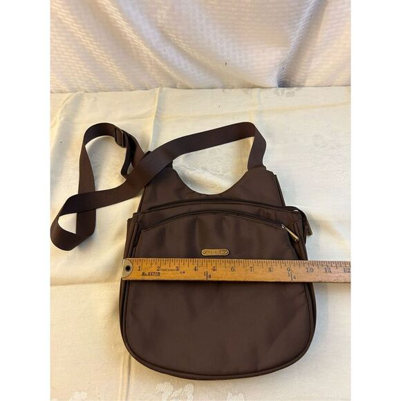 Travelon criss cross RDIF brown with animal print lined 10x12”multi compartment - Picture 6 of 11